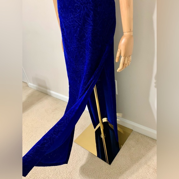 Royal Blue Patterned Velvet Skirt - Picture 4 of 17